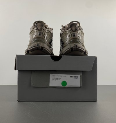 Balenciaga Runner Graffiti White - 677403 W3RBQ 2010