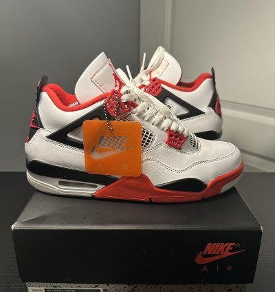 2020 Fire Red Air Jordan 4