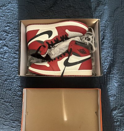 Air Jordan 1 Chicago Lost and Found