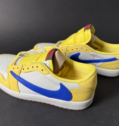 Air Jordan 1 Low OG SP Travis Scott Canary Yellow