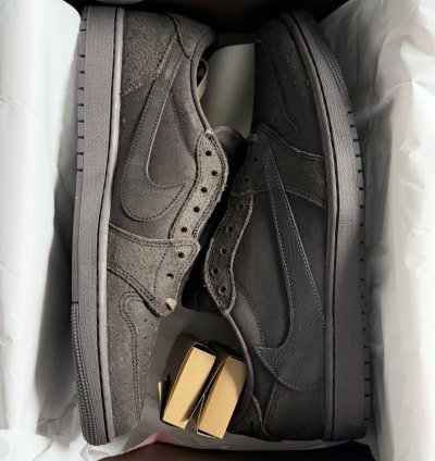 Air Jordan 1 Low Travis Scott Velvet Brown