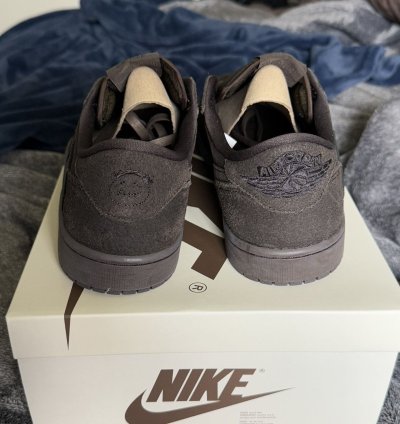 Air Jordan 1 Low Travis Scott Velvet Brown