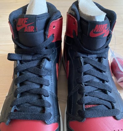Air Jordan 1 Retro High OG Bred 2013