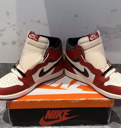 Air Jordan 1 Retro High OG Chicago Lost and Found