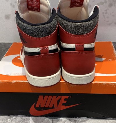 Air Jordan 1 Retro High OG Chicago Lost and Found