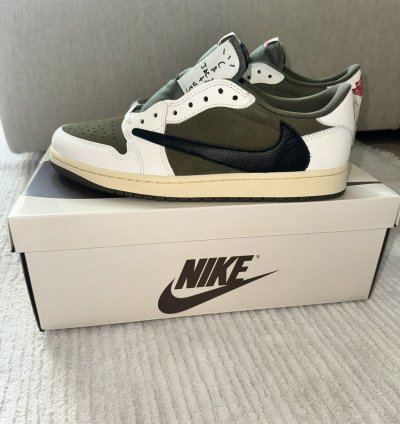Air Jordan 1 Retro Low Travis Scott Medium Olive US 10