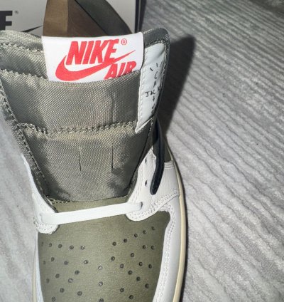 Air Jordan 1 Retro Low Travis Scott Medium Olive US 6