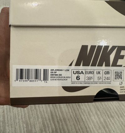 Air Jordan 1 Retro Low Travis Scott Medium Olive US 6