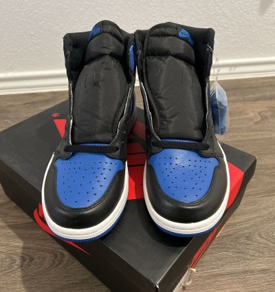 Air Jordan 1 Royal