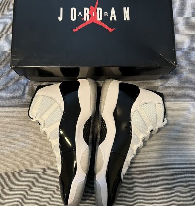 Air Jordan 11 Concord Size 11