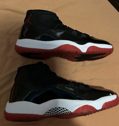 Air Jordan 11 Reto Bred