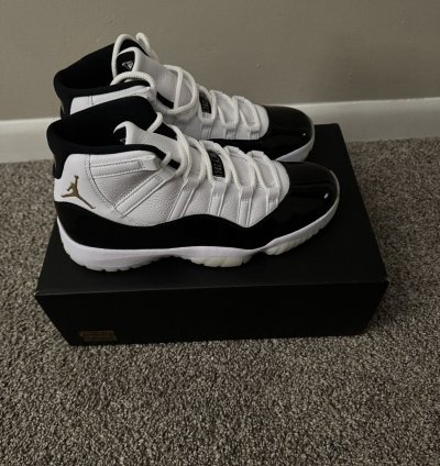 Air Jordan 11 Retro Gratitude