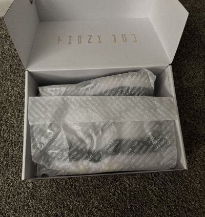 Air Jordan 11 Retro Gratitude
