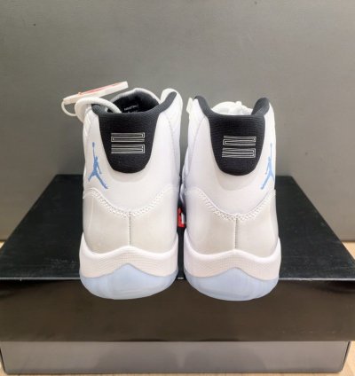 Air Jordan 11 Retro Legend Blue (2024)