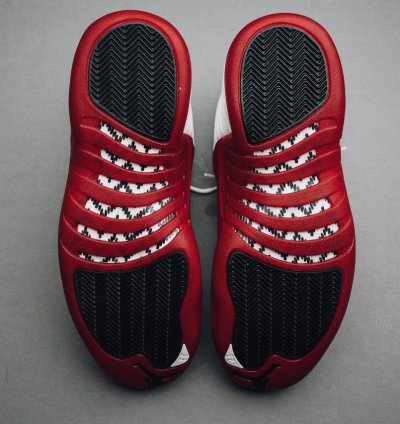 Air Jordan 12 Retro - Cherry