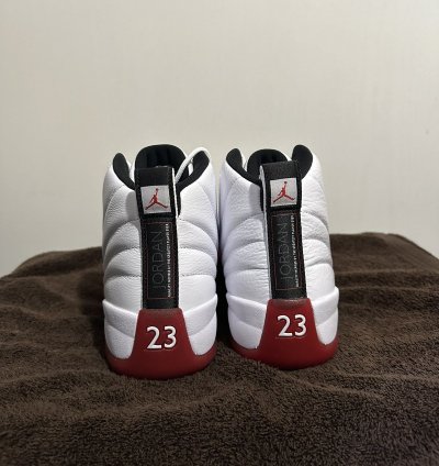Air Jordan 12 Retro Cherry