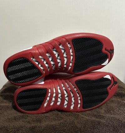 Air Jordan 12 Retro Cherry