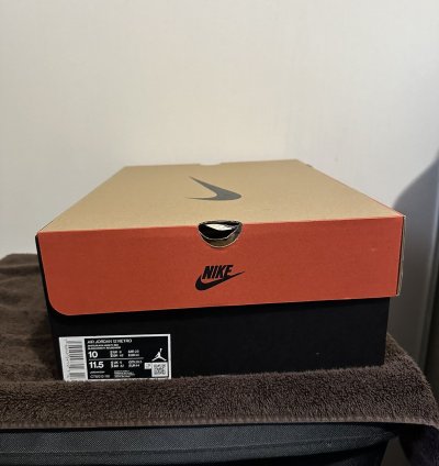 Air Jordan 12 Retro Cherry