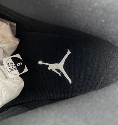 Air Jordan 3 Retro 2025 Black Cat - CT8532-001