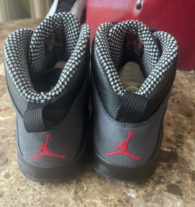 Air Jordan 13 10 countdown pack