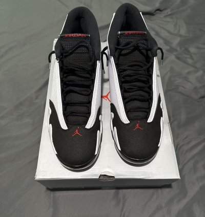 Air Jordan 14 Retro Black Toe