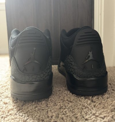 Air Jordan 3 black cat size 9 5