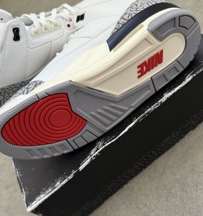 Air Jordan 3 Reimagined White Cement Sz 10 (2023)