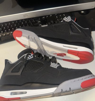 Air Jordan 4 Bred 2019