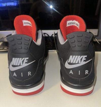 Air Jordan 4 Bred 2019