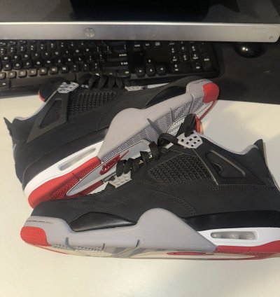 Air Jordan 4 Bred 2019