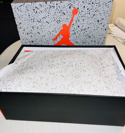 air jordan 4 bred reimagined