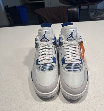 Air Jordan 4 Military Blue