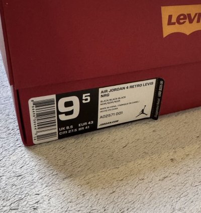 Air Jordan 4 Retro Levi NRG Black