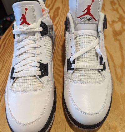 Air Jordan 4 Retro OG