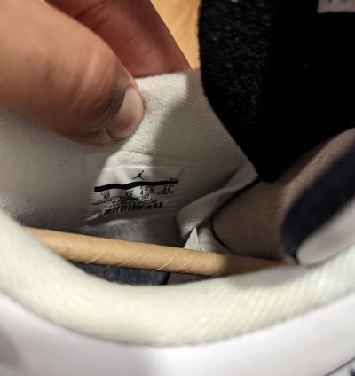 Air Jordan 4 Retro OG