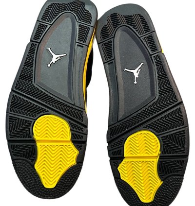 Air Jordan 4 Retro Thunder 2023