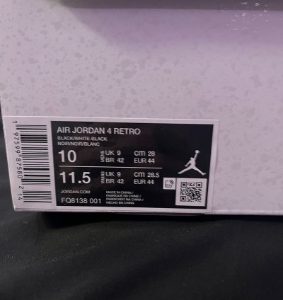 Air Jordan 4 White Thunder