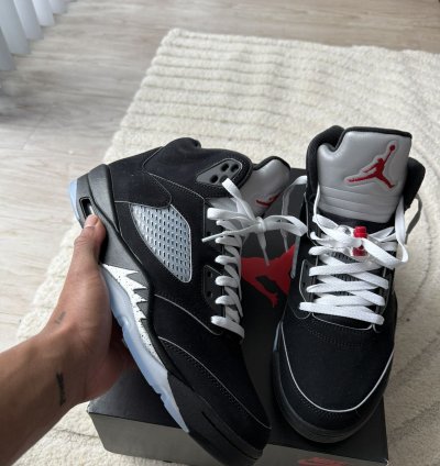 Air Jordan 5 Black Metallic 5