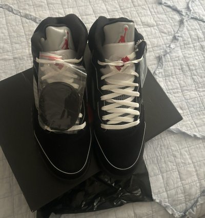 Air Jordan 5 Black Metallic Reimagined