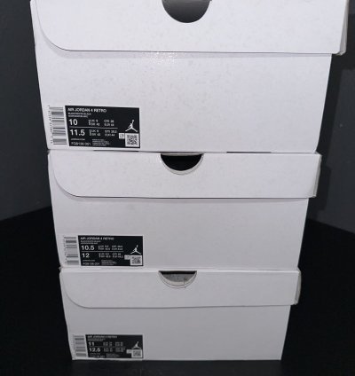 Air Jordan Retro 4 White Thunder
