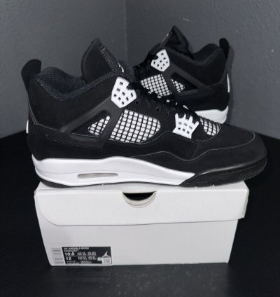 Air Jordan Retro 4 White Thunder