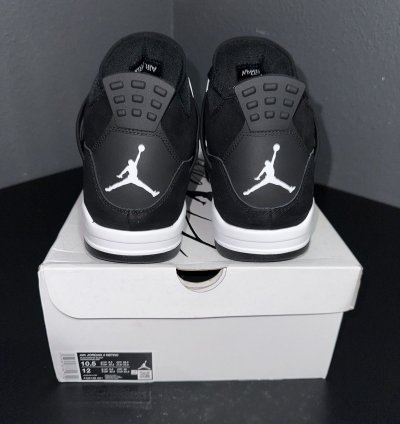 Air Jordan Retro 4 White Thunder