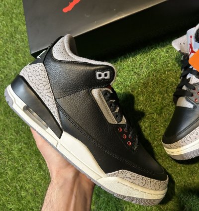 DS Jordan 3 Black Cement 2024
