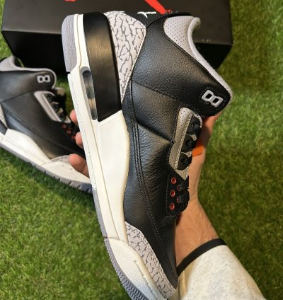 DS Jordan 3 Black Cement 2024