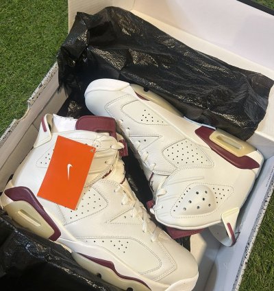 DS Jordan 6 Maroon