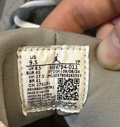 DS Jordan 9 Cool Grey