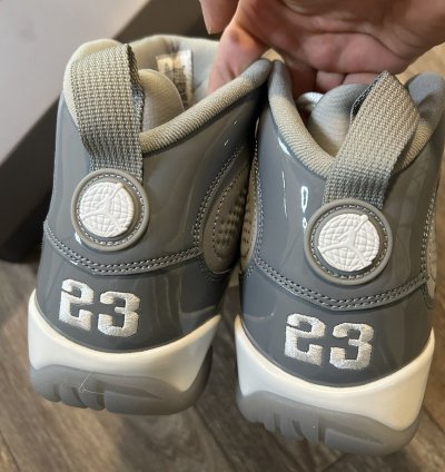 DS Jordan 9 Cool Grey