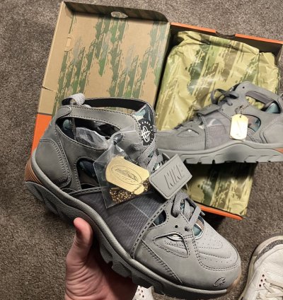 Gully Grey Corteiz Nike Air Trainer Huarache