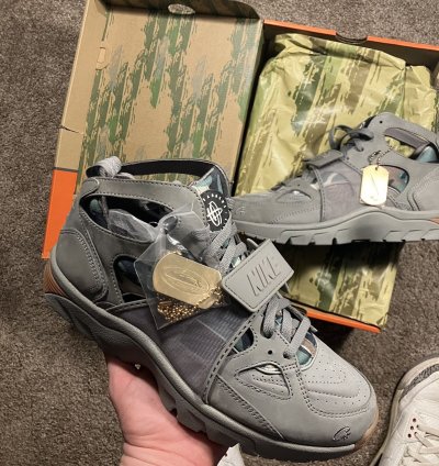 Gully Grey Corteiz Nike Air Trainer Huarache