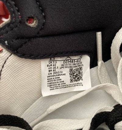 Jordan 1 High OG Chicago Lost and Found